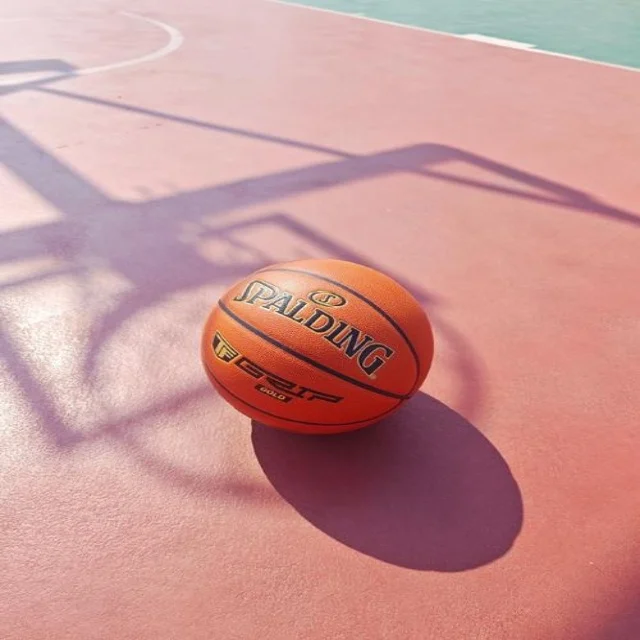 CBA休赛期广东男篮内线补强加速杜锋阵容调整引发外界关注